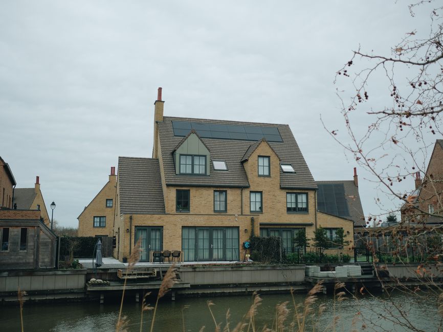 modern house exterior solar panels